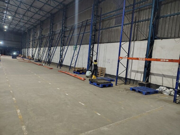 Balcony, dhapa Commercial Warehouse 60000 Sq.Ft. In Dhapa Kolkata 10351600