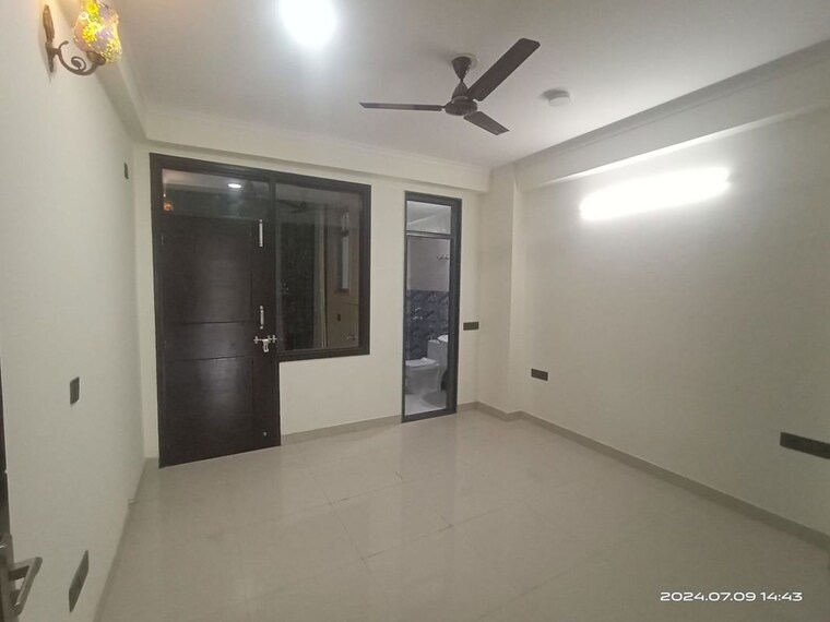 Room, vasant kunj 2 Bedroom 1000 Sq.Ft. Builder Floor In Vasant Kunj Delhi 10344671