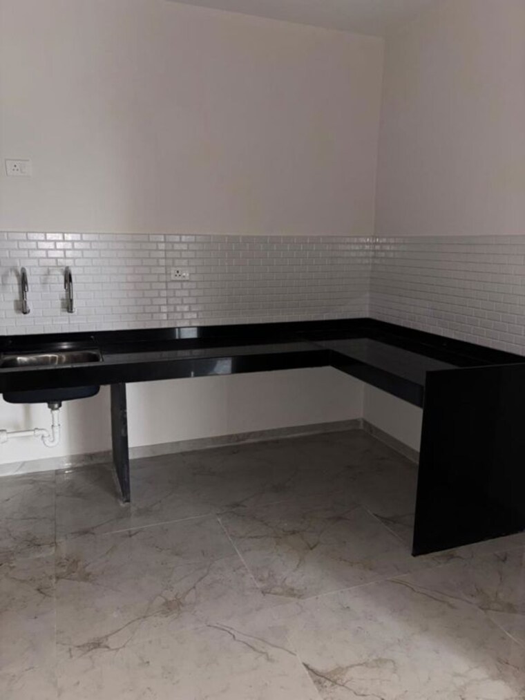 Kitchen, majestique-towers-east-phase-1 2 Bedroom 825 Sq.Ft. Apartment In Kharadi Pune 10351621