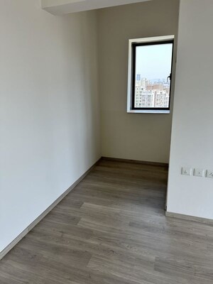 Room in 3 BHK Apartment at Sheth Auris Serenity Tower 1, Malad West – for Sale