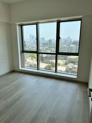 Room in 3 BHK Apartment at Sheth Auris Serenity Tower 1, Malad West – for Sale