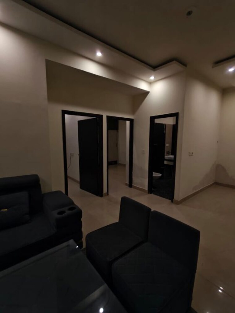 Living Room, kishanpura 3 Bedroom 1835 Sq.Ft. Apartment In Kishanpura Zirakpur 10351666