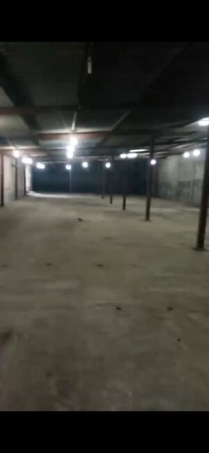  Warehouse For Rent in Tangra