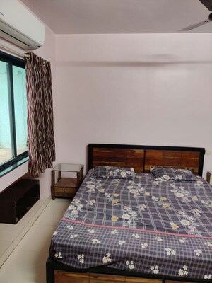 Bedroom in  Pg at Kandivali East – for Rent