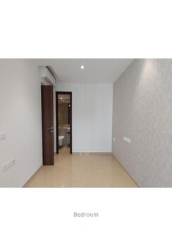 2 BHK + Extra Room Apartment For Rent in Hiranandani Highland