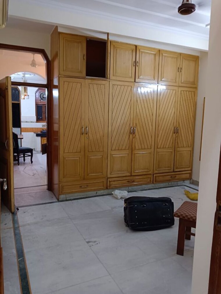 Bathroom, lajpat nagar 4 1 Bedroom 1000 Sq.Ft. Builder Floor In Lajpat Nagar 4 Delhi 10351712