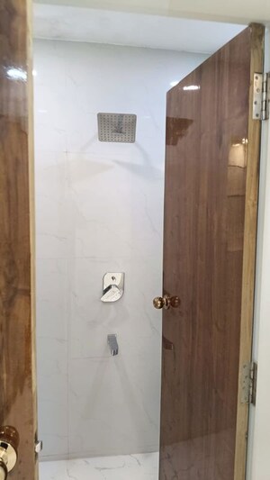 Bathroom in 4 BHK Apartment at SD Siennaa Wing C, Kandivali East – for Rent