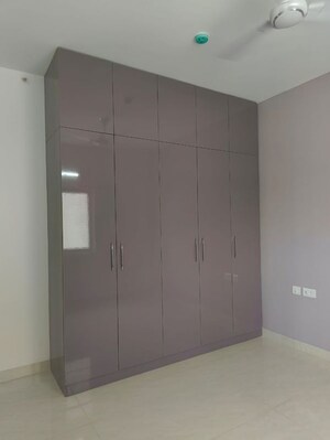 Room in 3 BHK Apartment at Aparna Zenon, Puppalaguda – for Rent
