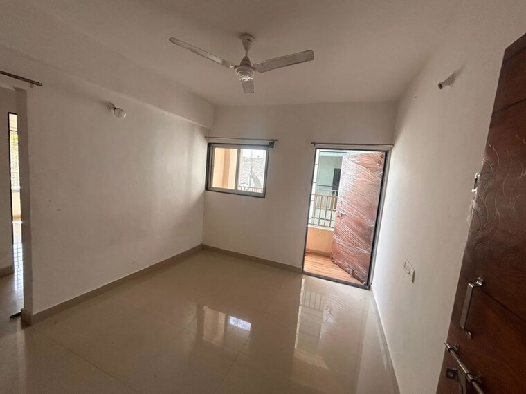 Room, sainikwadi 1 Bedroom 600 Sq.Ft. Apartment In Sainikwadi Pune 10351736