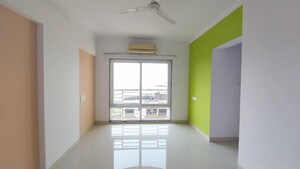 Room in 3 BHK Apartment at Nahar Amrit Shakti, Chandivali – for Rent
