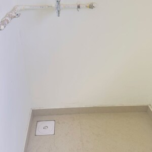 Room in 1.5 BHK Apartment at Bhandup West – for Rent