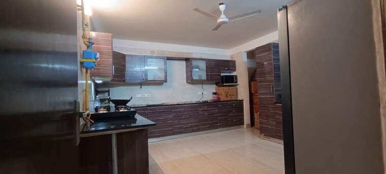 Kitchen, freedom fighters enclave 4 Bedroom 2200 Sq.Ft. Builder Floor In Freedom Fighters Enclave Delhi 10351833