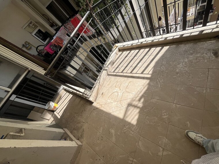Balcony, amrapali-riverview 2.5 Bedroom 990 Sq.Ft. Apartment In Amrapali Leisure Valley Greater Noida 10351861