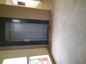 Furnished Amenities in 3.5 BHK Apartment at Oasis Apartments, Sector 55 – for Rent