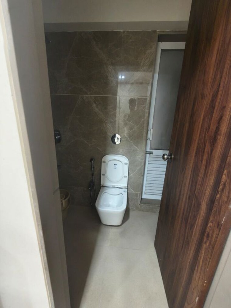 Bathroom, gulmohar-chs-wadala 2 Bedroom 700 Sq.Ft. Apartment In Wadala Mumbai 10351871