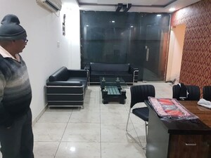  Showroom For Sale in Old Faridabad
