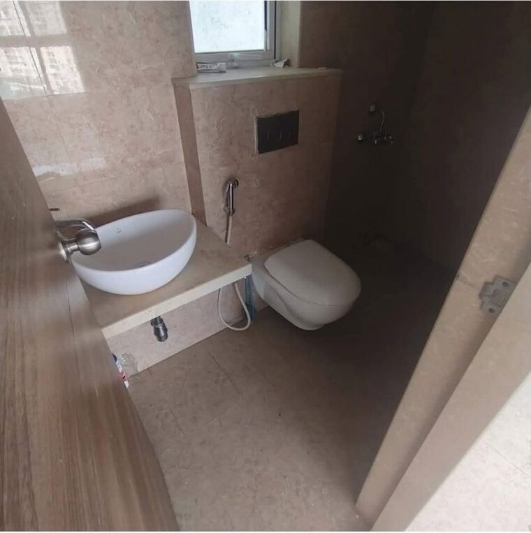 Bathroom, chintamani-chs-sion-east 1 Bedroom 500 Sq.Ft. Apartment In Sion East Mumbai 10351924