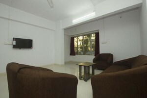 Living Room in  Pg at Malad West – for Rent