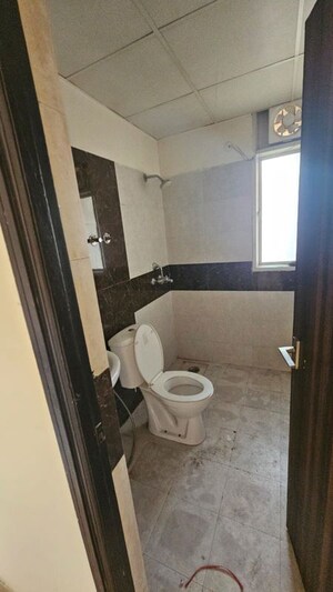 Bathroom in 3 BHK Apartment at Nirala Estate, Tech Zone 4 Greater Noida – for Sale