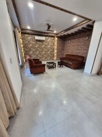 4 BHK + Servant Room 500 Sq.Ft. Builder Floor in Maharani Bagh