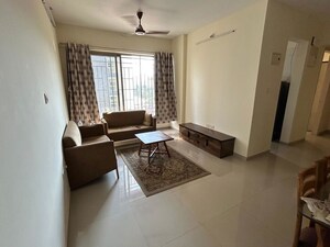 2 BHK Apartment For Rent in Sheth Vasant Athena, Laxmi Nagar