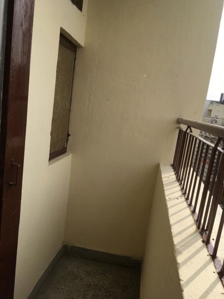 Balcony, kalkaji 1 RK 300 Sq.Ft. Builder Floor In Kalkaji Delhi 10351956