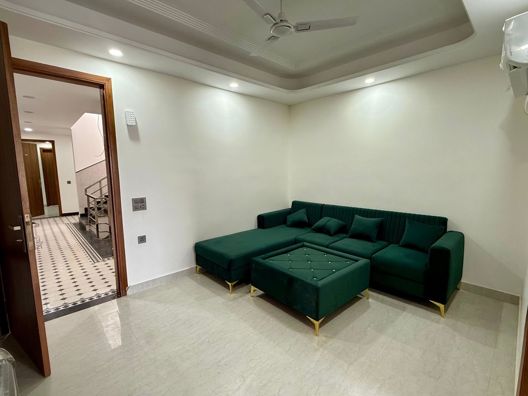 https://img.squareyards.com/secondaryPortal/optImages/IN_639135183855418271-040526070625625.jpg
