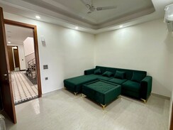 1 BHK Builder Floor For Rent in Sushant Lok III