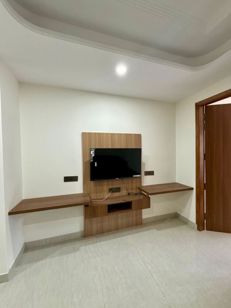 Living Room, sushant lok iii 1 Bedroom 100 Sq.Yd. Builder Floor In Sushant Lok Iii Gurgaon 10351968