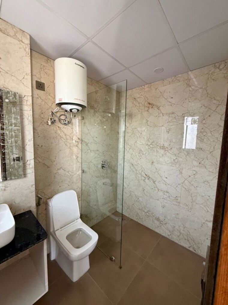 Bathroom, sushant lok iii 1 Bedroom 100 Sq.Yd. Builder Floor In Sushant Lok Iii Gurgaon 10351968