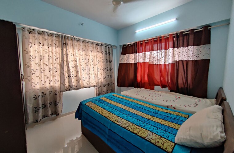 Bedroom, kandivali west Pg For Girls In Kandivali West 10351966