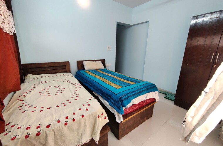 Bedroom, kandivali west Pg For Girls In Kandivali West 10351966