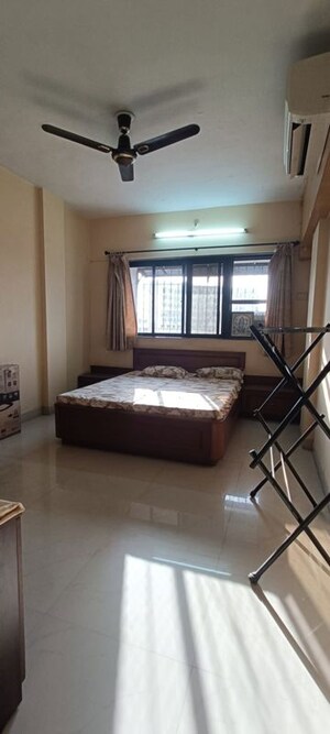 Room in 1 BHK Apartment at Krishna Galaxy Santacruz, Santacruz East – for Sale