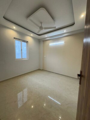 Room in 2 BHK Builder Floor at Chattarpur – for Rent