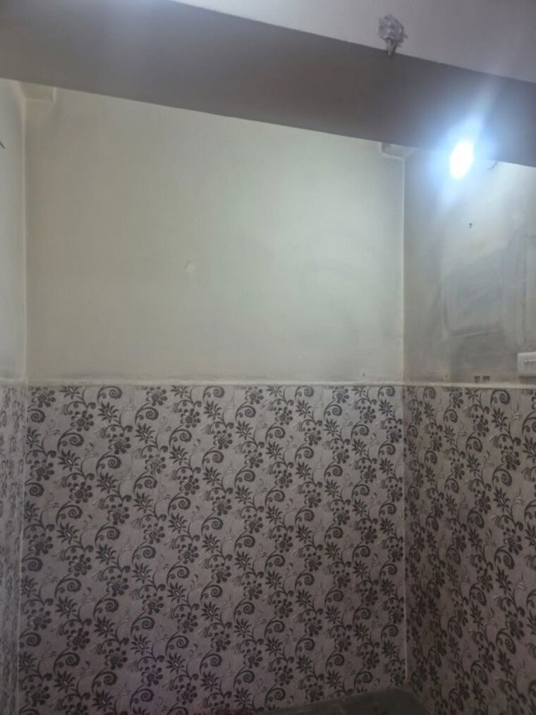 Room, srs-pearl-floors 3 Bedroom 1066 Sq.Ft. Builder Floor In Sector 88 Faridabad 10351998