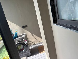 Parking in 3 BHK Builder Floor at Ansal Sushant Lok I, Sector 43 – for Rent