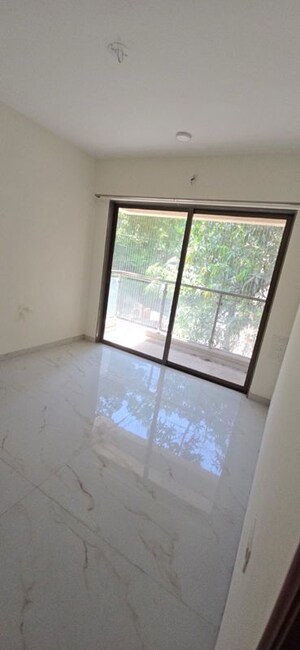 Bedroom in 2 BHK Apartment at Usha CHS, Kopri – for Rent