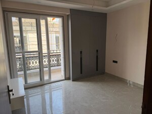 Room in 3 BHK Builder Floor at Anant Raj Ashok Estate, Sector 63a – for Sale