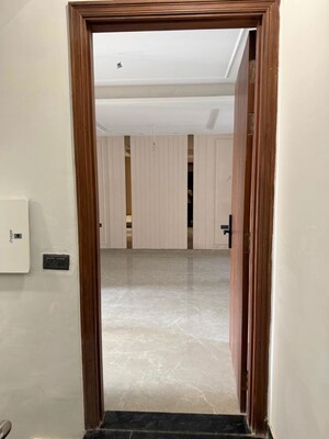 Building Lobby in 3 BHK Builder Floor at Anant Raj Ashok Estate, Sector 63a – for Sale