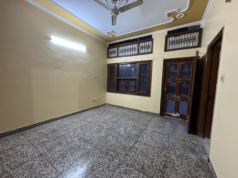 Room, sector 10 2 Bedroom 2100 Sq.Ft. Builder Floor In Sector 10 Panchkula 10352033