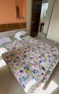 3 BHK + Pooja Room,Servant Room,Study Room Apartment For Rent in Kalpavriksha Apartment
