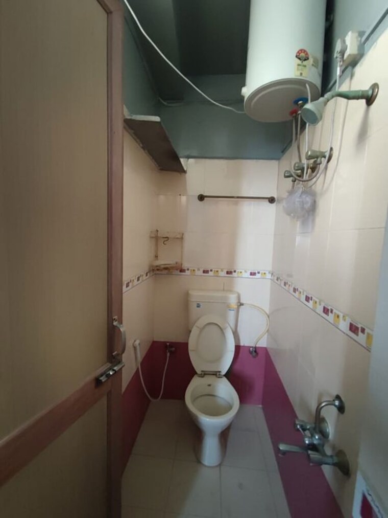 Bathroom, adugodi 3 Bedroom 1500 Sq.Ft. Penthouse In Adugodi Bangalore 10352049