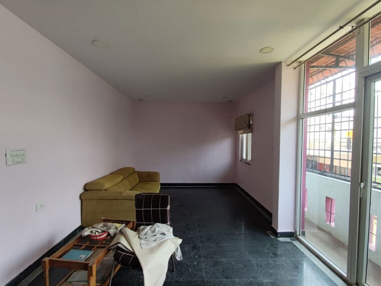 Room, adugodi 3 Bedroom 1500 Sq.Ft. Penthouse In Adugodi Bangalore 10352049