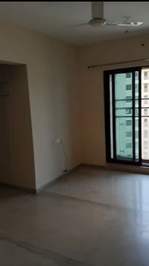 Room in 2 BHK Apartment at Dosti Group Vihar, Samata Nagar – for Rent