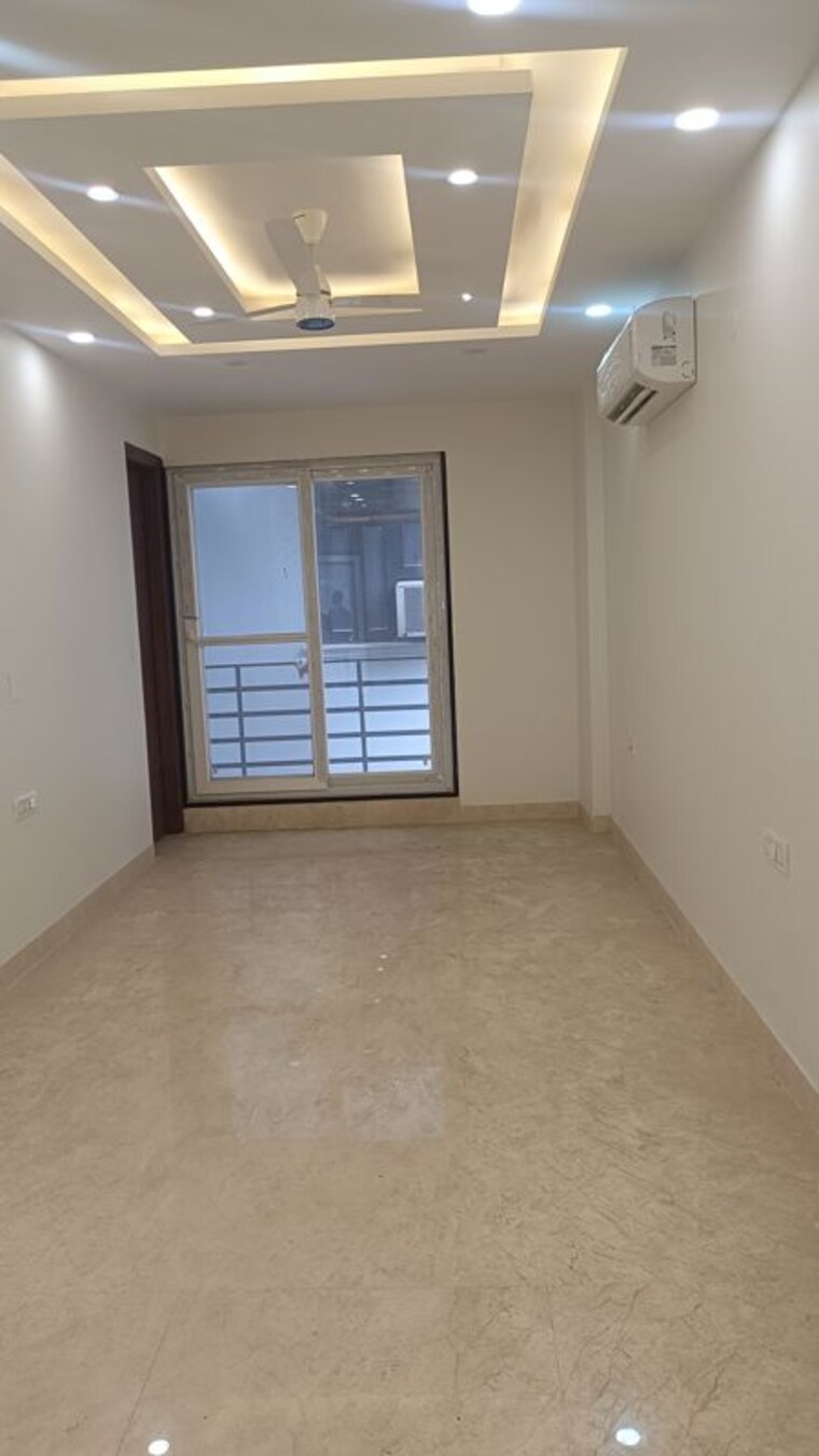 Room, new rajinder nagar 2 Bedroom 900 Sq.Ft. Builder Floor In New Rajinder Nagar Delhi 10352071