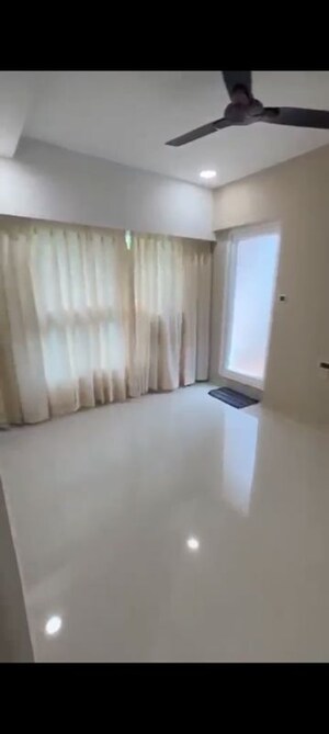 Bedroom in 1 BHK Apartment at Kurla – for Rent