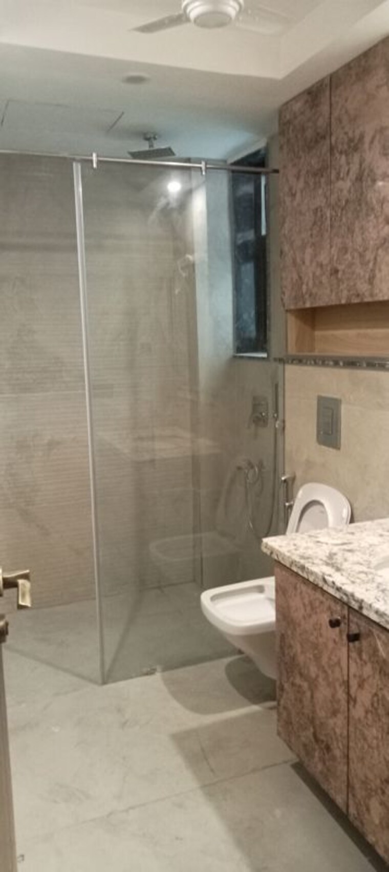 Bathroom, green park 4 Bedroom 500 Sq.Yd. Builder Floor In Green Park Delhi 10352089