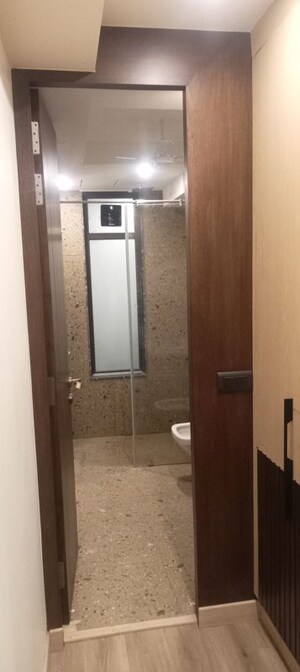 Building Lobby in 4 BHK Builder Floor at Green Park – for Sale