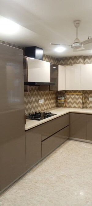 Kitchen in 4 BHK Builder Floor at Green Park – for Sale