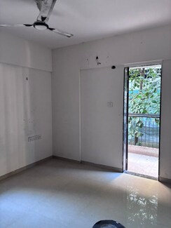2 BHK Apartment For Rent in Goel Ganga Samruddhi